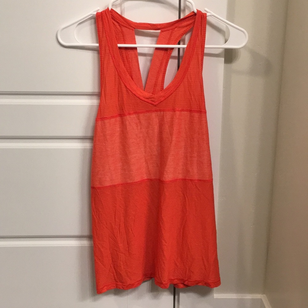 LuluLemon workout tank with silver - size 6